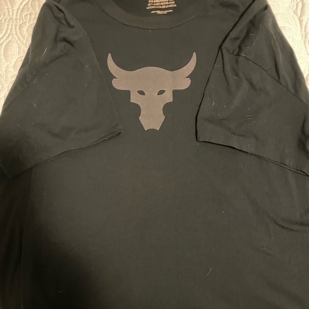 Under Armour “The Rock” Women’s 2XL t shirt black